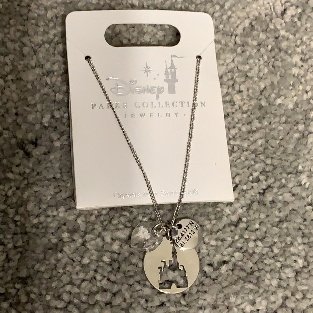 ⭐️***SOLD***⭐️ Silver Disney Necklace